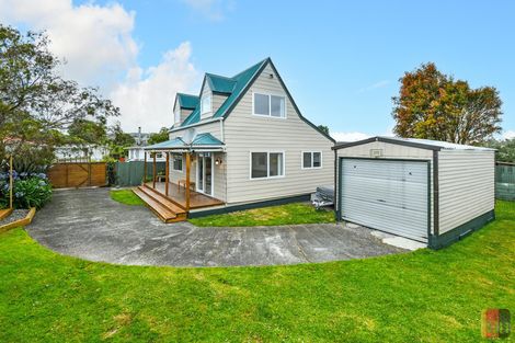 Photo of property in 2/15 Winiata Terrace, Papakura, 2110