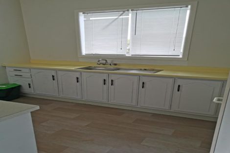 Photo of property in 14 Massey Avenue, Greenlane, Auckland, 1061