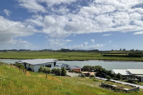 Photo of property in 23 Riverview Place, Waipu, 0582