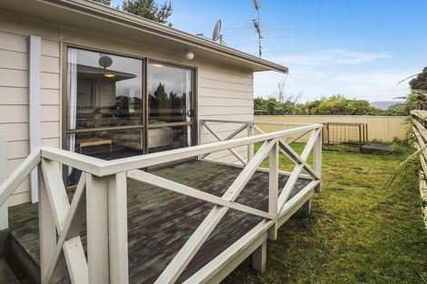 Photo of property in 10 Mossburn Grove, Kelson, Lower Hutt, 5010