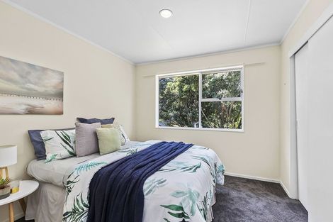 Photo of property in 1 Mervyn Place, Plimmerton, Porirua, 5026