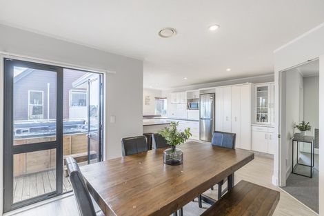 Photo of property in 11 Kea Street, Waikanae, 5036