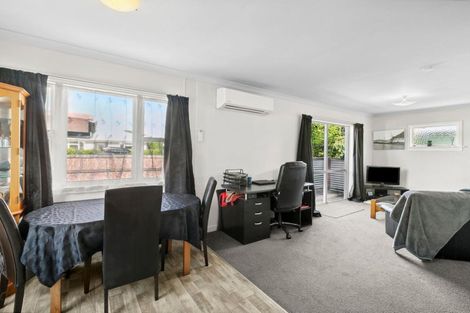 Photo of property in 2/5 Tokomaru Street, Welbourn, New Plymouth, 4312