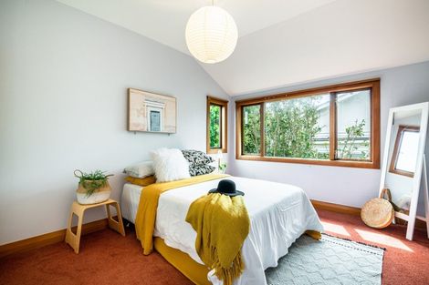 Photo of property in 9 Merani Street, Narrow Neck, Auckland, 0622