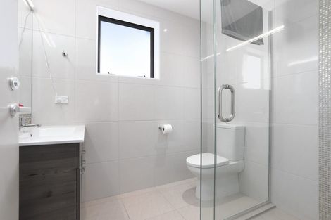 Photo of property in 27 De Havilland Road, Hobsonville, Auckland, 0618