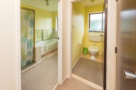 Photo of property in 21 Karamu Street, Tawhero, Whanganui, 4501