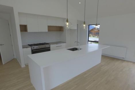 Photo of property in 4 Polperro Court, Jacks Point, Queenstown, 9371