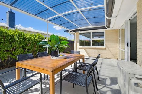 Photo of property in 22 Florence Avenue, Palmerston North, 4414