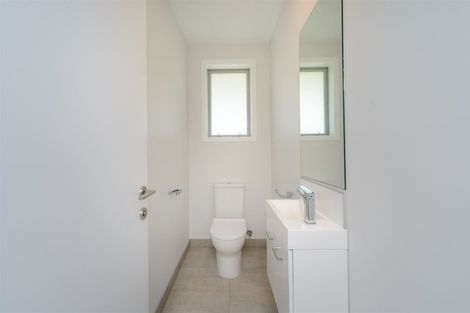 Photo of property in 162 Pacific Drive, Fitzherbert, Palmerston North, 4410