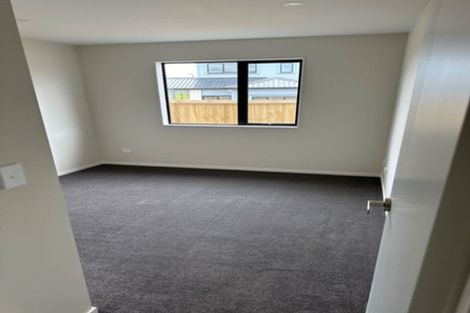 Photo of property in 4 Rorotu Avenue, Karaka, Papakura, 2113