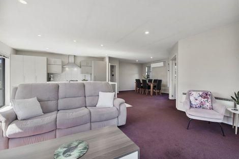 Photo of property in 6 Zuppicich Lane, Woodend, 7610