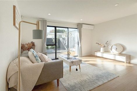 Photo of property in 5/17 Rewarewa Road, Te Atatu Peninsula, Auckland, 0610