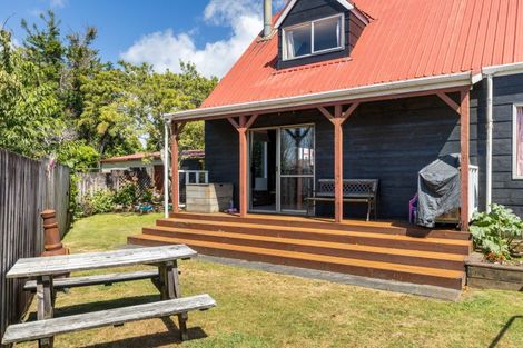 Photo of property in 38 Konini Street, Inglewood, 4330