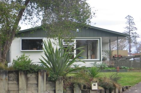 Photo of property in 15 Mcnicol Street, Fairfield, Hamilton, 3214