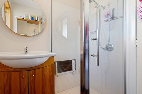 Photo of property in 22 Paddington Street, Northcote, Christchurch, 8052