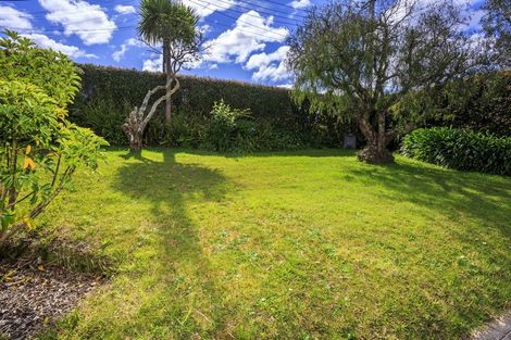 Photo of property in 1/160 East Coast Road, Forrest Hill, Auckland, 0620