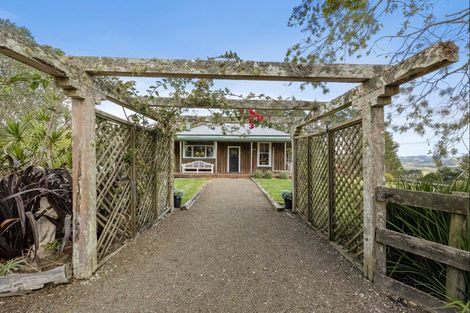 Photo of property in 74 Fishlock Road, Te Arai, Wellsford, 0974
