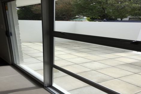 Photo of property in 2/24 Champion Street, Edgeware, Christchurch, 8013