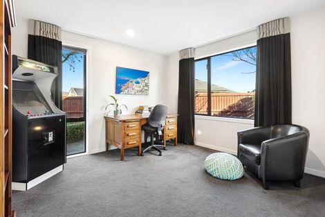 Photo of property in 21 Blair Place, Kaiapoi, 7630
