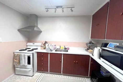 Photo of property in 2/122 William Street, Petone, Lower Hutt, 5012