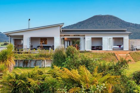 Photo of property in 11 Rangikatea Road, Omori, Turangi, 3381