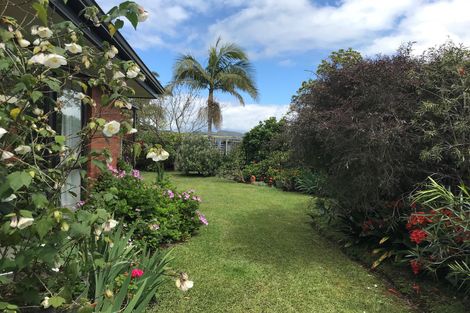 Photo of property in 18 Halyard Loop, Haruru, 0204