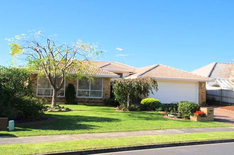 Photo of property in 10 Thirlmere Rise, Northpark, Auckland, 2013