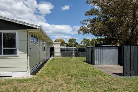 Photo of property in 1 Anita Grove, Riverdale, Gisborne, 4010