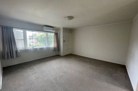 Photo of property in 9/11 Oakland Avenue, Papatoetoe, Auckland, 2025