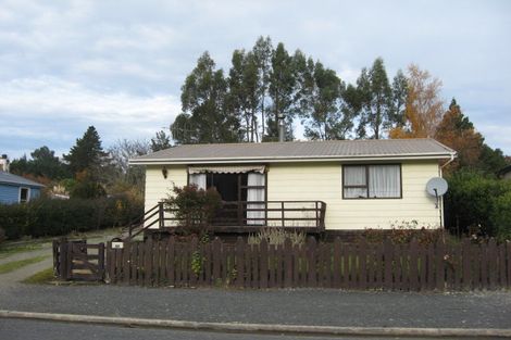 Photo of property in 44 Irvine Street, Lawrence, 9532