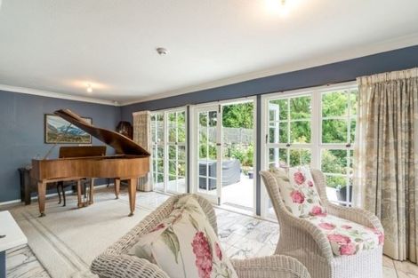 Photo of property in 15 Fendalton Road, Fendalton, Christchurch, 8014