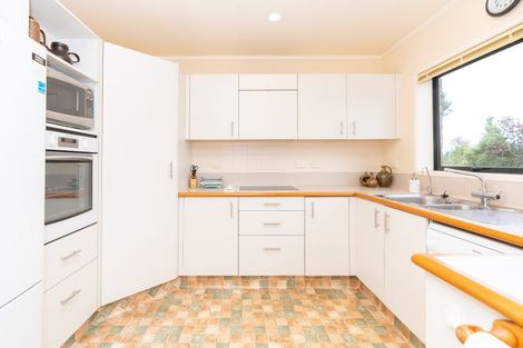 Photo of property in 61 Grosvenor Gardens, Flagstaff, Hamilton, 3210