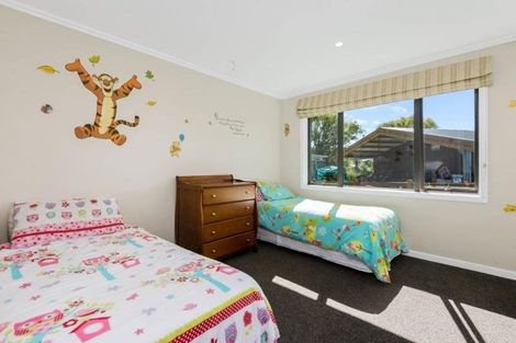 Photo of property in 16 Alice Burn Drive, Luggate, Cromwell, 9383