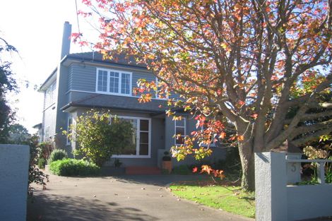 Photo of property in 5 Marina Grove, Hutt Central, Lower Hutt, 5010