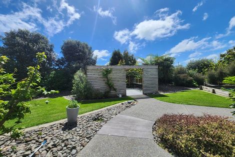 Photo of property in 1095 Queen Street East, Levin, 5571