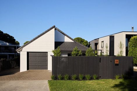 Photo of property in 44 Te Ngaio Road, Mount Maunganui, 3116