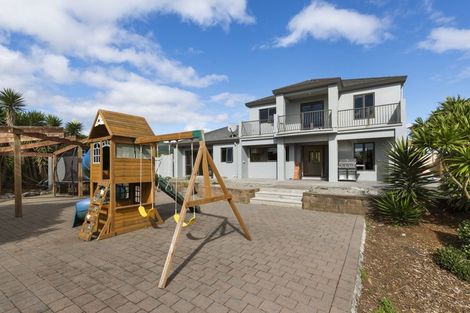 Photo of property in 184 Paetawa Road, Peka Peka, Waikanae, 5391