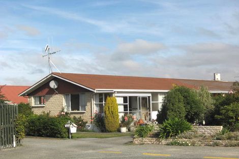 Photo of property in 29 Innes Street, Waimate, 7924