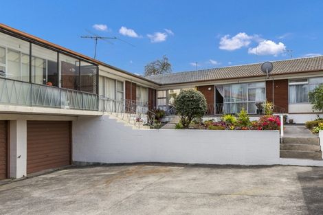 Photo of property in 5/1 Ribblesdale Road, Henderson, Auckland, 0612