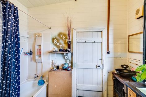 Photo of property in 68 Munroe Street, Napier South, Napier, 4110