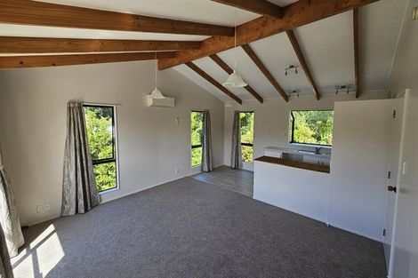 Photo of property in 21 Kings Road, Paihia, 0200