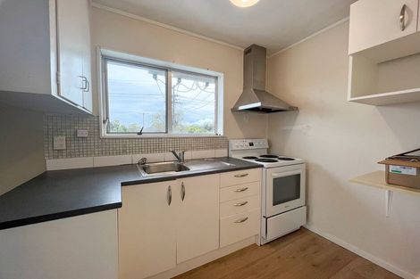 Photo of property in 112 Lynwood Road, New Lynn, Auckland, 0600