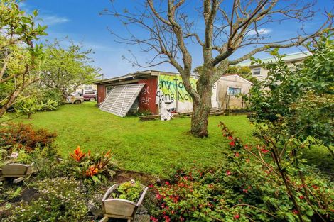Photo of property in 805 Te Atatu Road, Te Atatu Peninsula, Auckland, 0610