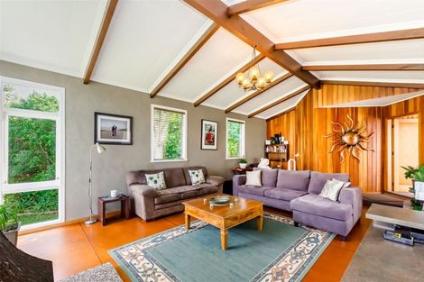 Photo of property in 10 Horomona Road, Paekakariki, 5034
