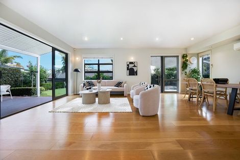 Photo of property in 11 Bankside Road, Silverdale, 0932