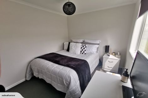 Photo of property in 40d Leighton Avenue, Waiwhetu, Lower Hutt, 5010