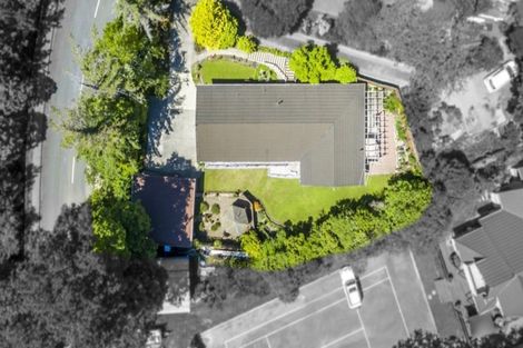 Photo of property in 72 Blue Mountains Road, Pinehaven, Upper Hutt, 5019