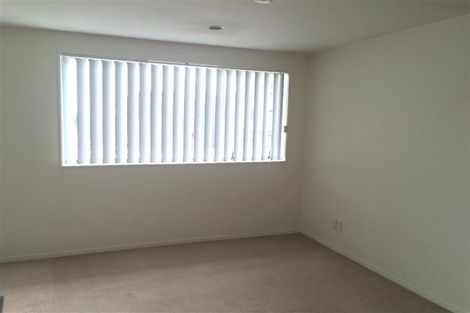 Photo of property in 13/1 Gracechurch Drive, Flat Bush, Auckland, 2016