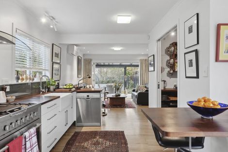 Photo of property in 1b Nicolas Avenue, Glen Eden, Auckland, 0602