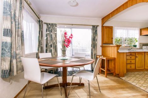 Photo of property in 805 Te Atatu Road, Te Atatu Peninsula, Auckland, 0610